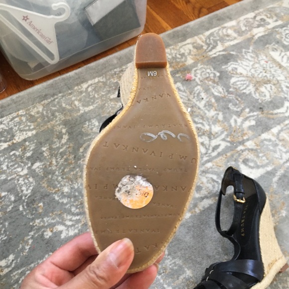 Ivanka Trump wedges size 6m - Picture 6 of 8